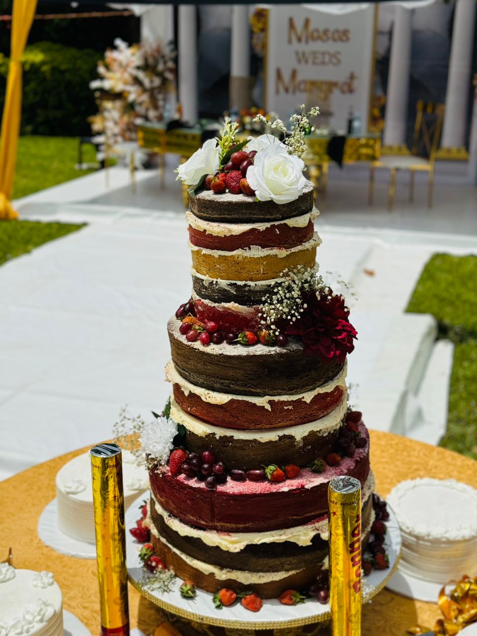 NAKED WEDDING FRUIT CAKE 