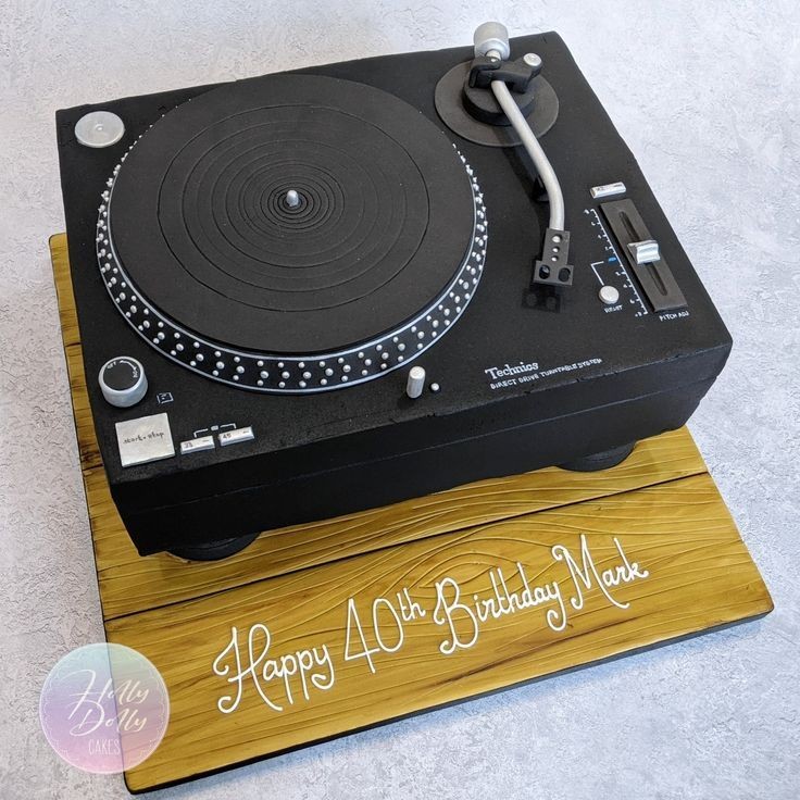 DJ TECHNICS BIRTHDAY CAKE