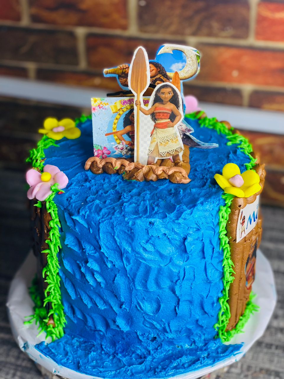 MOANA DESIGNED CAKE