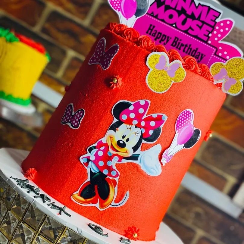 MIKEY MOUSE CHARACTER BIRTHDAY CAKE 