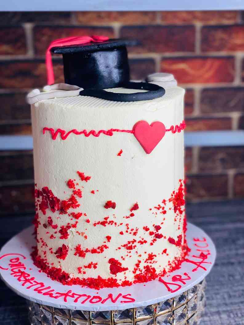 RED VELVET GRADUATION CAKE..