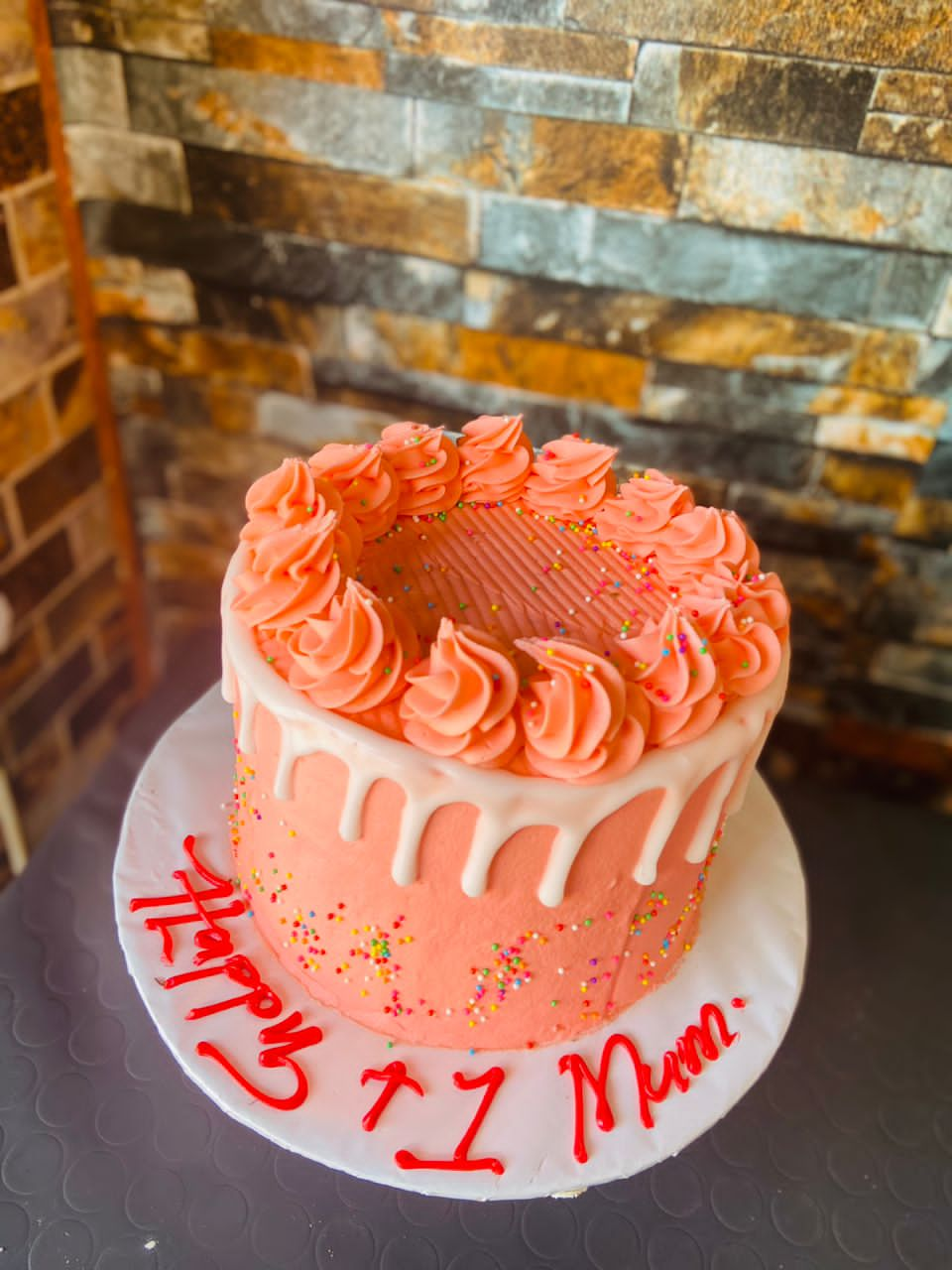 ORANGE DRIPPING CAKE 