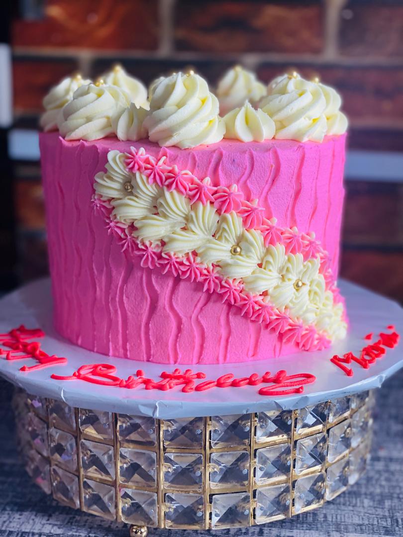 PINK CREAMY DELICIOUS BIRTHDAY CAKE.