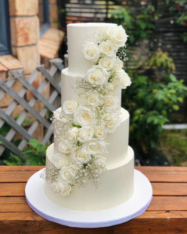 BUEATIFUL WEDDING CAKE 