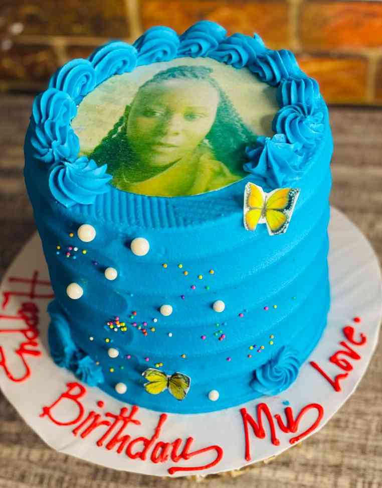 EDIBLE PRINT WITH BLUE ICINGB