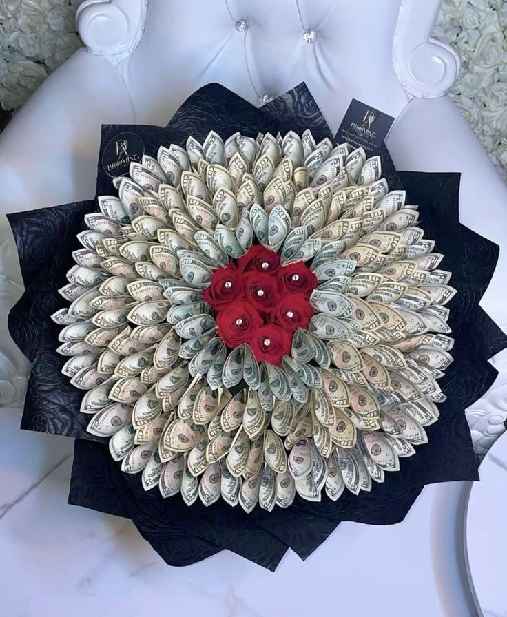 ROUND MONEY BOUQUET 