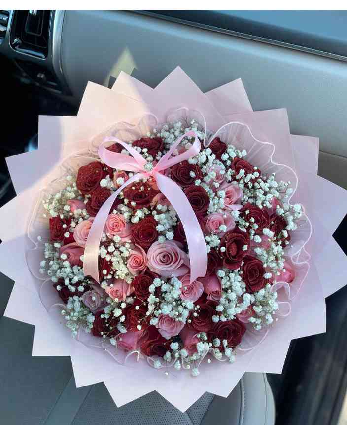 BEAUTIFUL CRAFTED RED AND PINK FLOWER BOUQUET