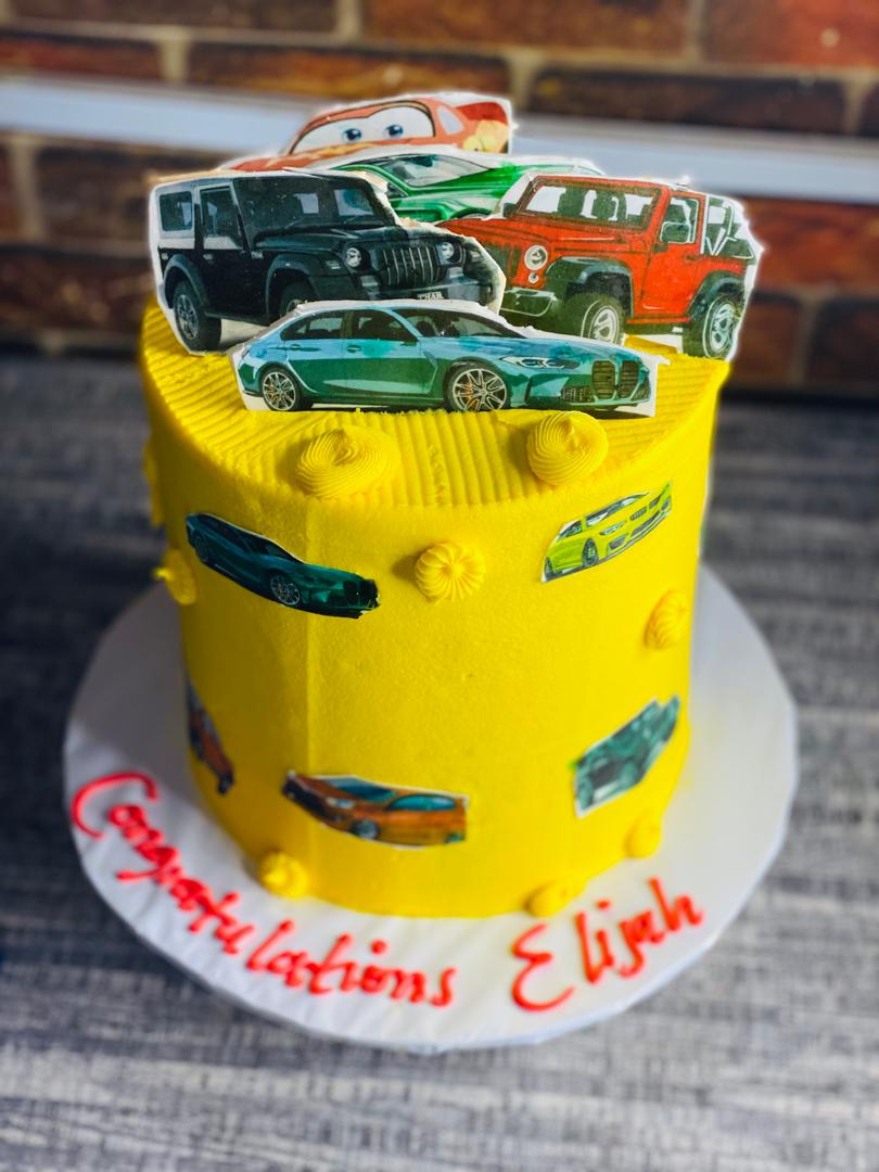 SPONGY CAR CAKE 🎂