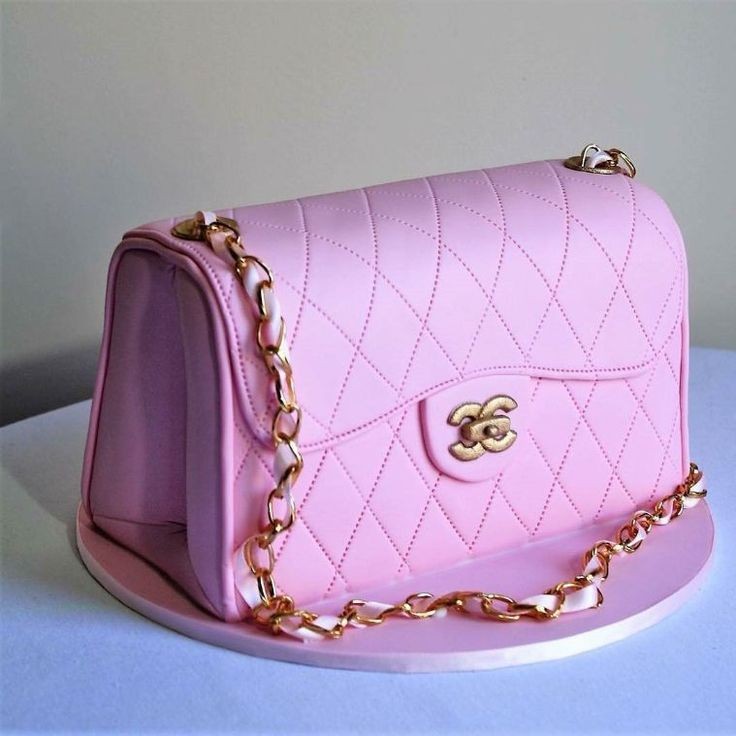 PINK BAG BIRTHDAY CAKE 