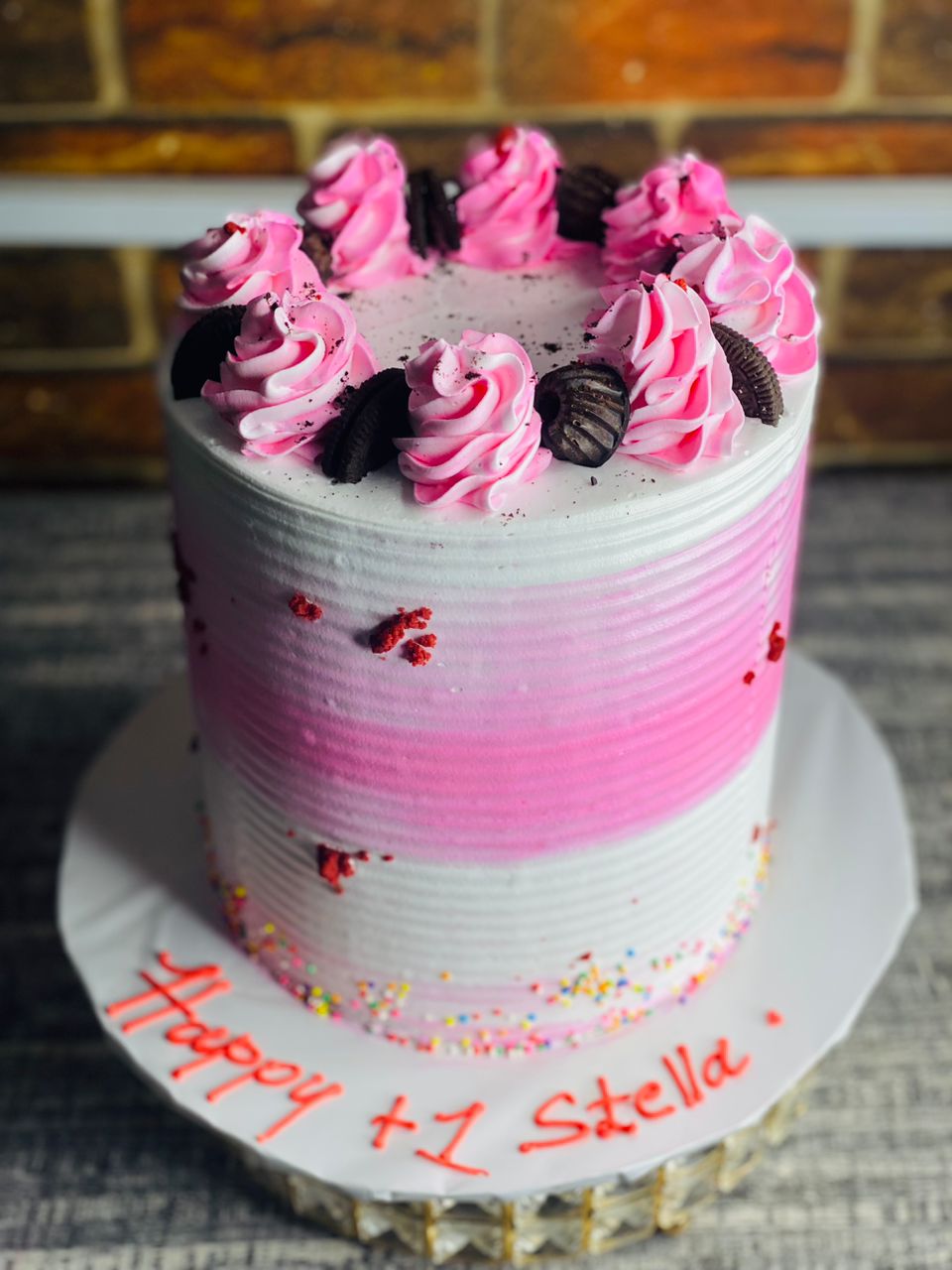 TOWER PINK BIRTHDAY CAKE 