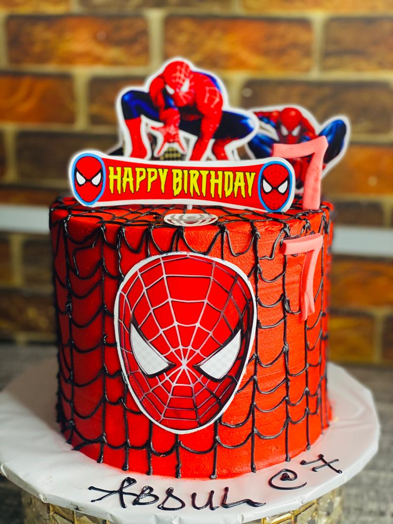 RED SPIDER MAN CAKE 🍰