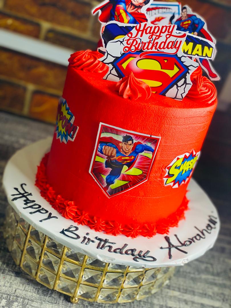 RED SUPER MAN CAKE 