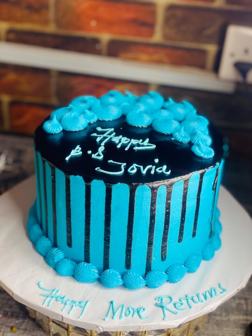 BLUE CREAM CHOCOLATE DRIPPING BIRTHDAY CAKE 