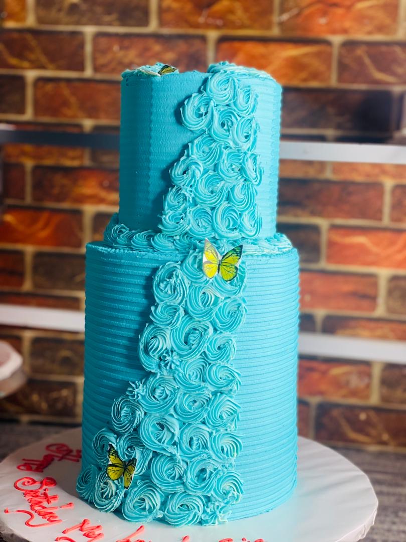 BLUE 2TIER CAKE 