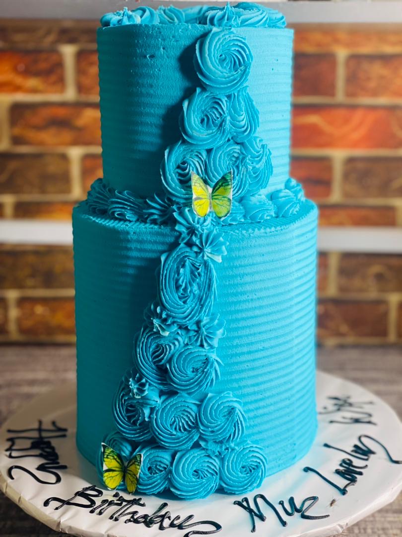 BLUE TIER CAKE 