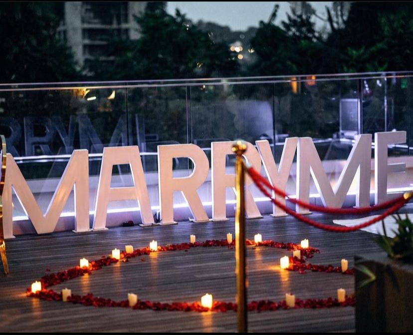 Marry Me letter decoration 