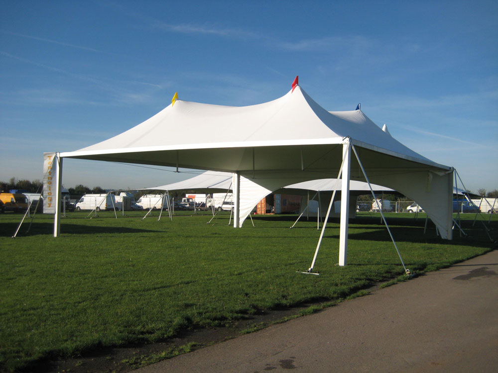 1000 tents 