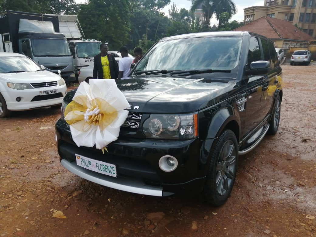 range Rover 2010            800,000