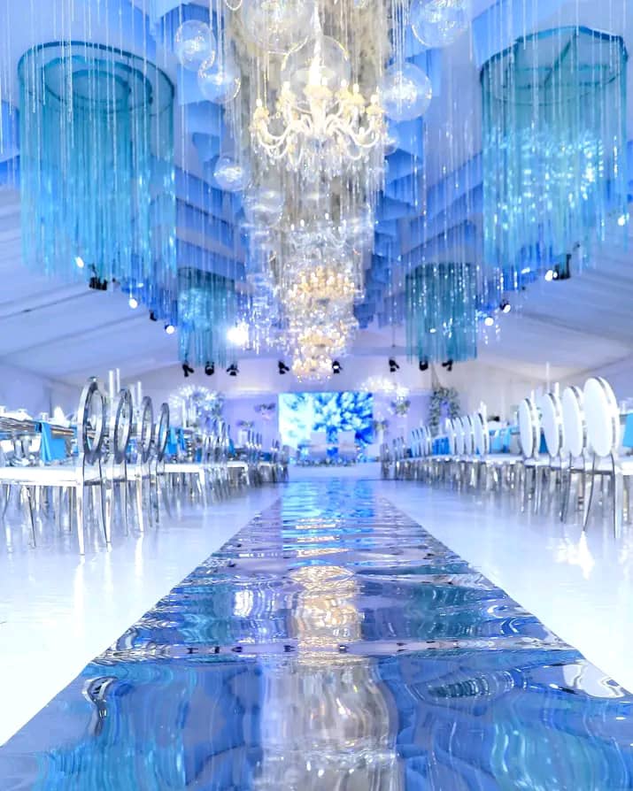 bluey glass wedding decor 