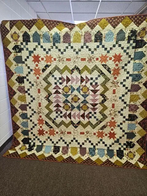  Mystery Quilt, Laundry Basket