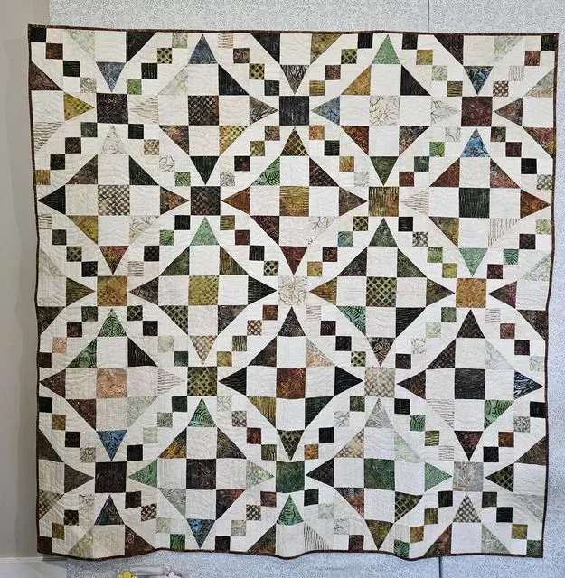 Hidden Circles, Mystery Quilt
