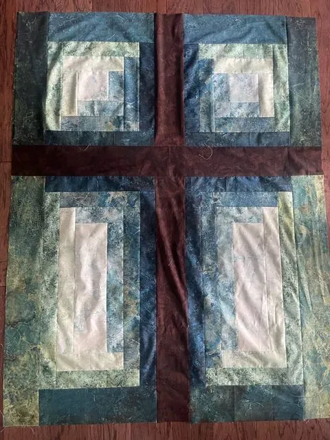 Log Cabin Cross Quilt
