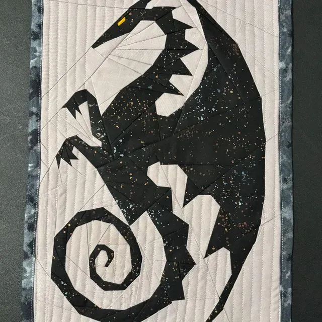 Q.Dragon Wallhanging