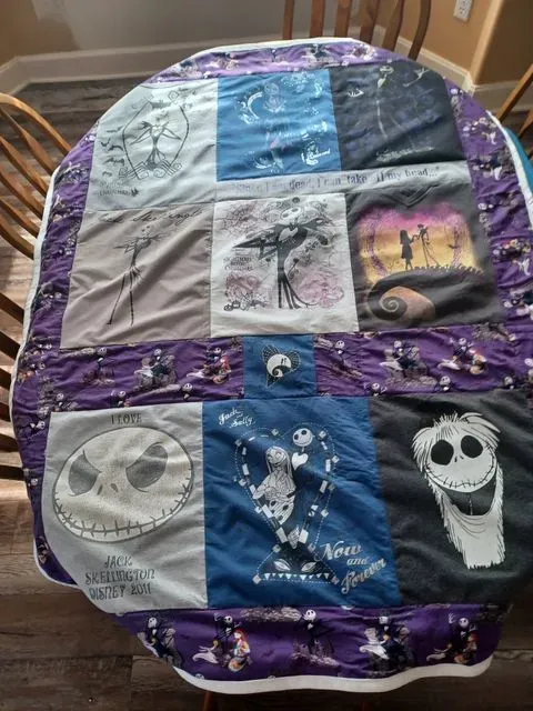 MOORE Tshirt Quilst