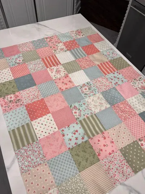 Sunbonnet Sue Baby Quilt 