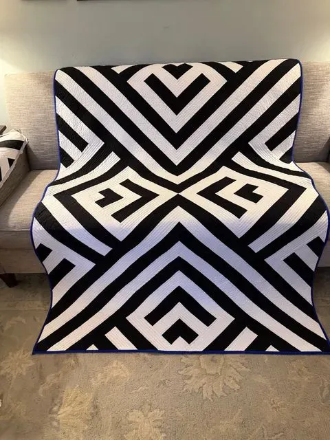 Spring Black And White quilt Retreat — Getaway
