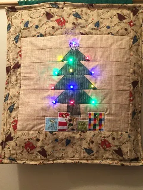 Lighted Christmas Wall Hanging