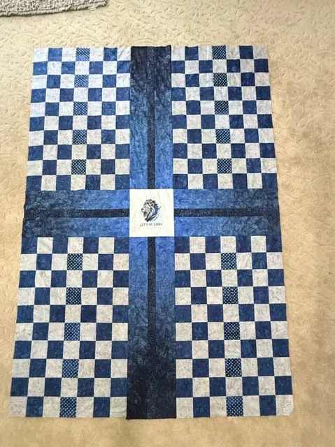 Thads Lions quilt