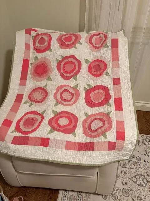 French Rose Crib Quilt 
