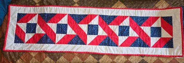 Table Runner 