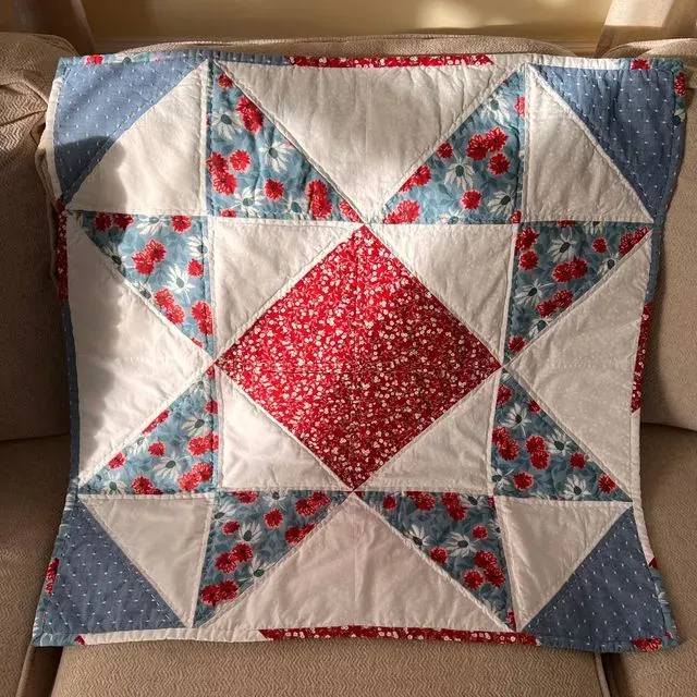 Sawtooth Star Mini Quilt