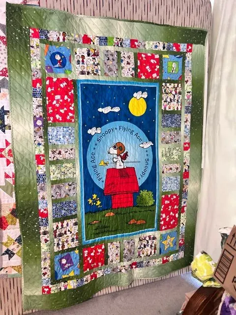 snoopy quilt 
