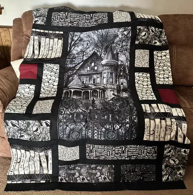 Faith’s Haunted House Quilt