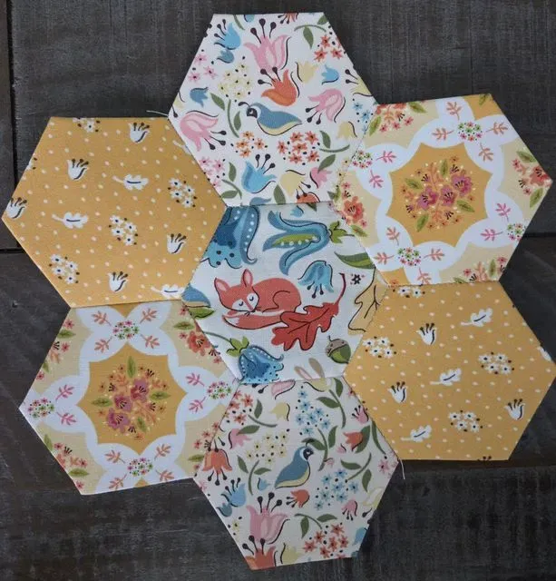 Hexie Wallhanging