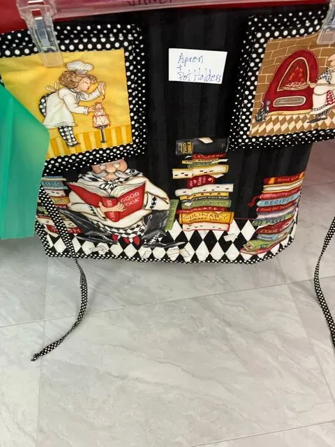 Apron And Potholders