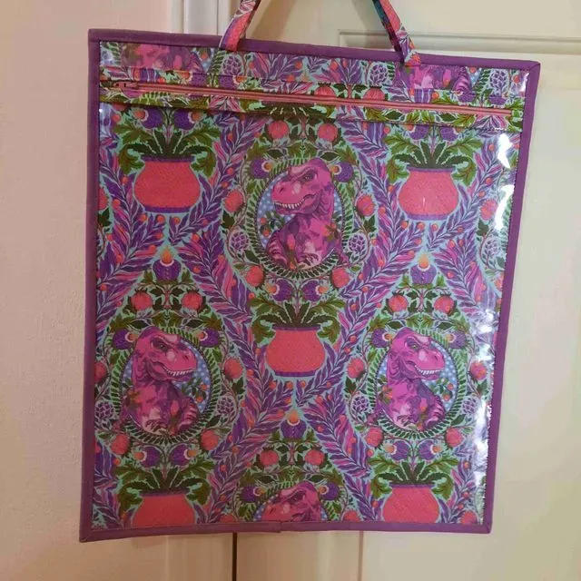 Roar Project Pouch