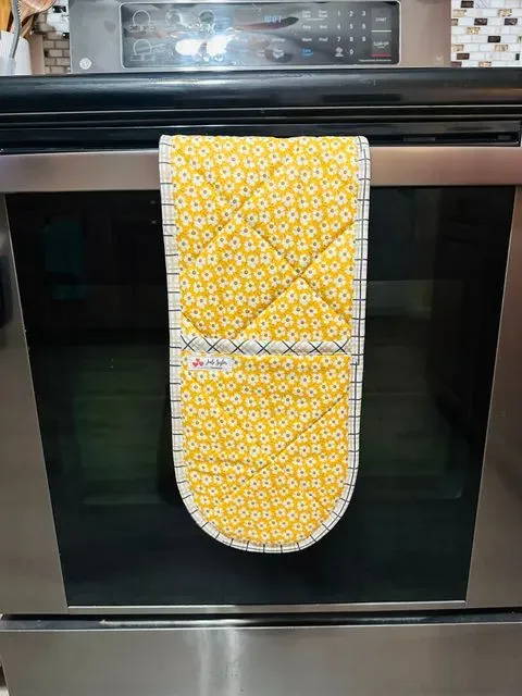 Double Oven Mitt