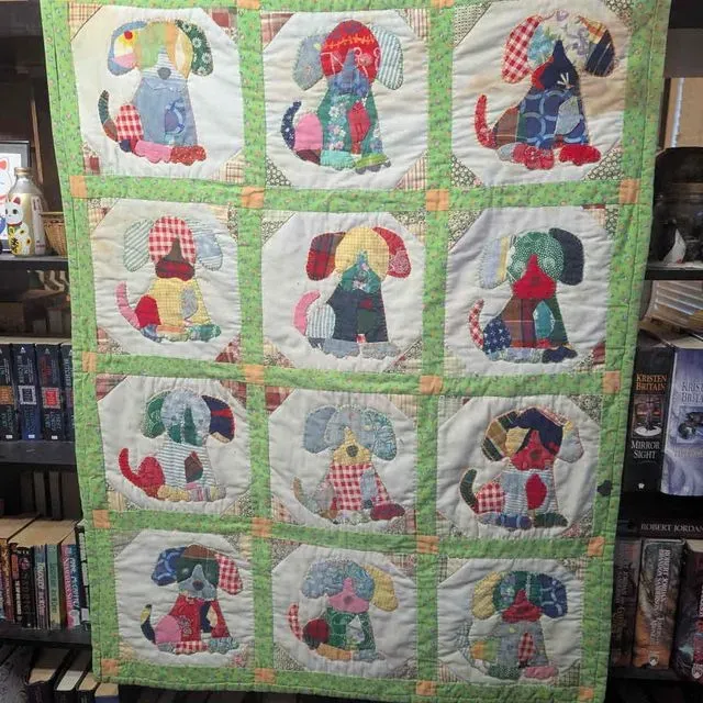Chrystal’s Puppy Dog Quilt