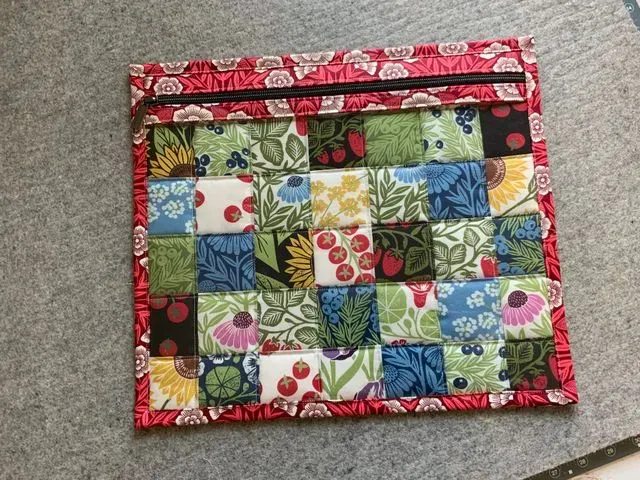 Strawberry Summer Project Bag