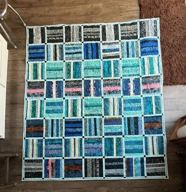 Sandy’s Scrappy Quilt