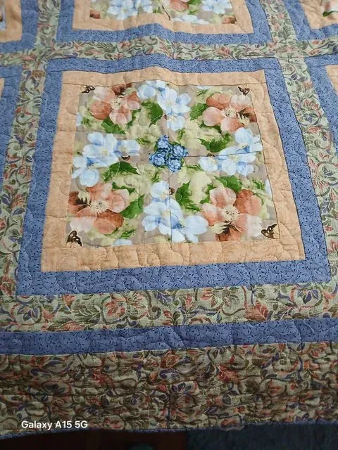 Four Patch Surprise Quilt