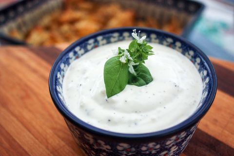 Knoflooksaus van Griekse yoghurt