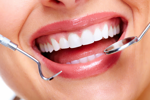 Why is it Essential to have your Teeth Check-Up Regularly?
