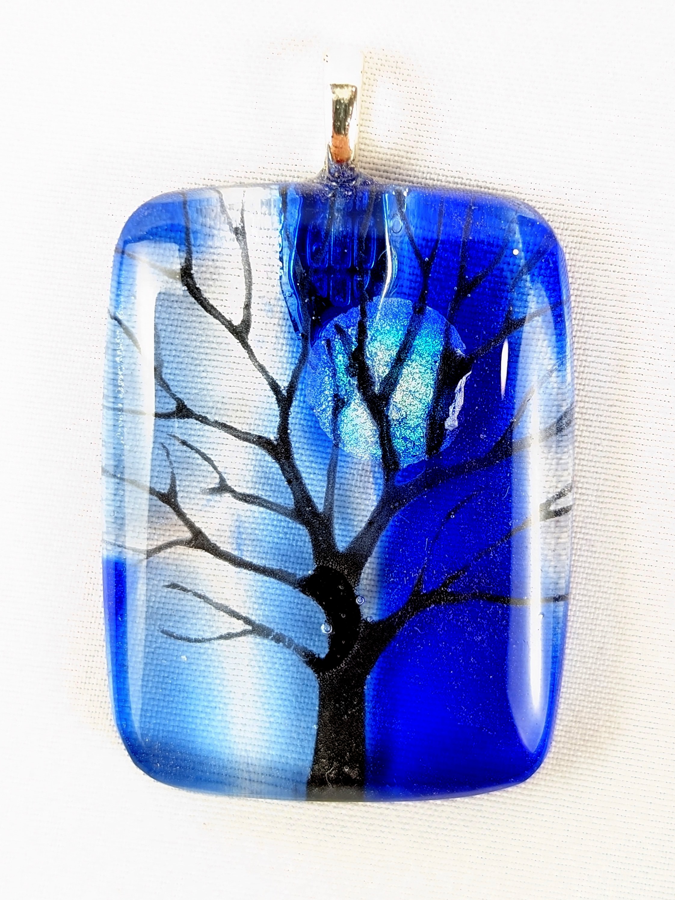 Glass pendant
