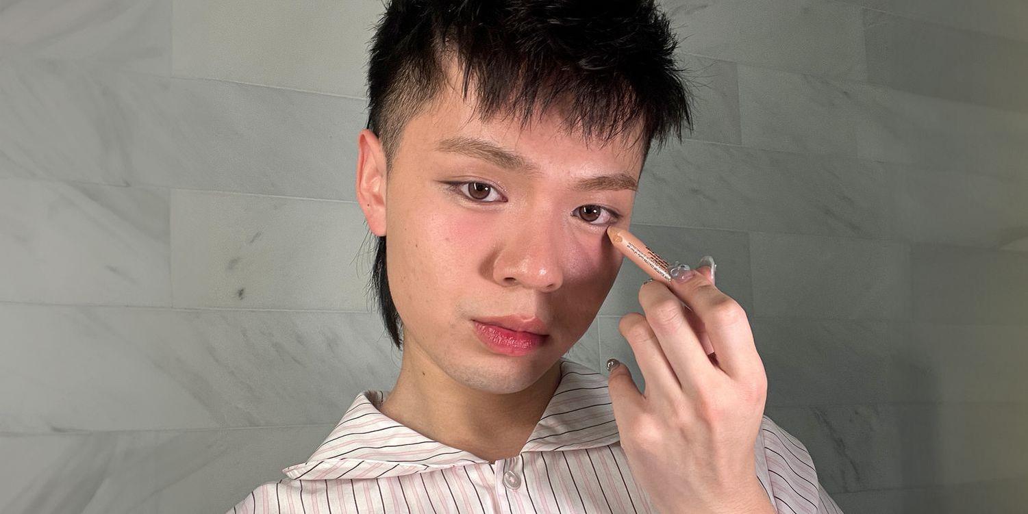 Students at Auburn High School learn professional K-beauty techniques from industry veteran Sungmin Lee. Source: Google Images / www.byrdie.com.
