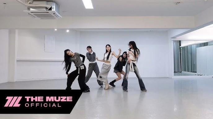 Intricate hand movements and perfect synchronization define RESCENE's elegant yet physically demanding choreography style.